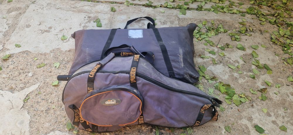 Надувная лодка с мотором