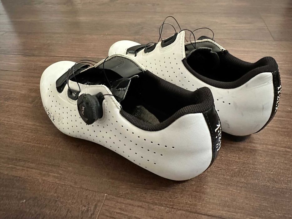 Pantofi ciclism Fizik Tempo Overcurve R5 albi mărime 40 SPD-SL