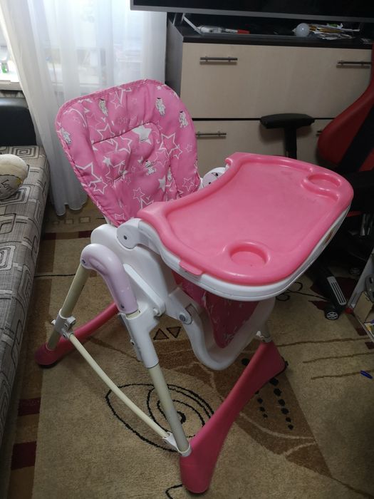 Стульчик для кормления чикко