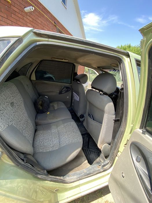 ваз лада калина продам