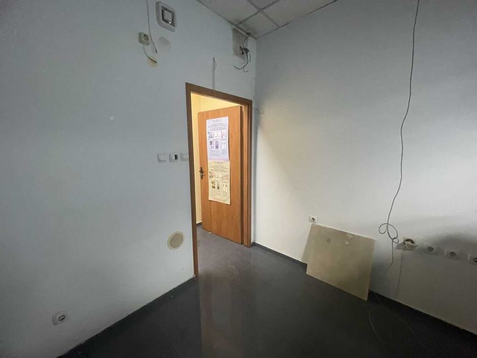 Продава се Магазин в Пловдив, Кючук Париж - 80 кв.м за 16 €/кв.м - Снимка #4