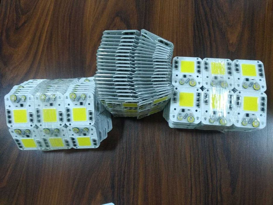 50 W  LED  чип для светодиодных прожекторов   (оригинал)