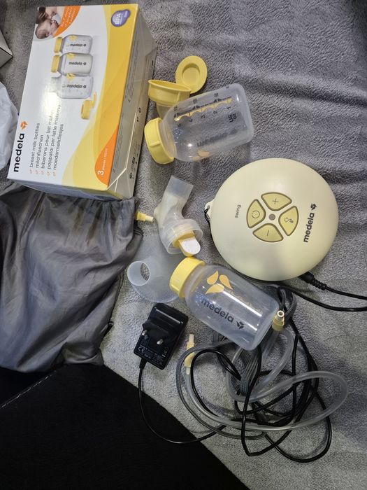 Помпа за кърма Medela