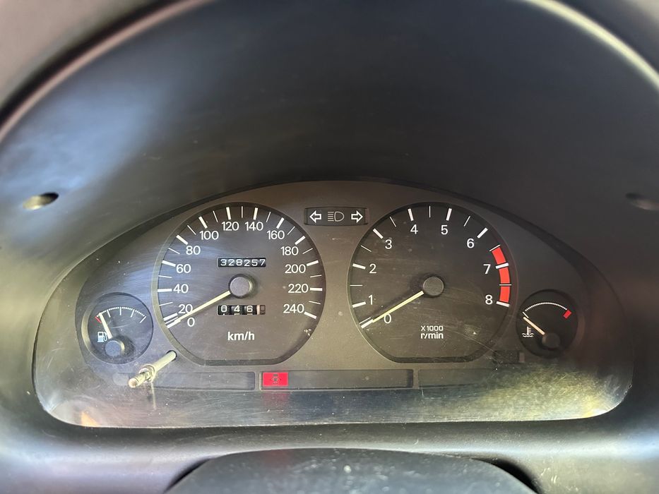 Mitsubishi carisma  1.6 GLX 1996