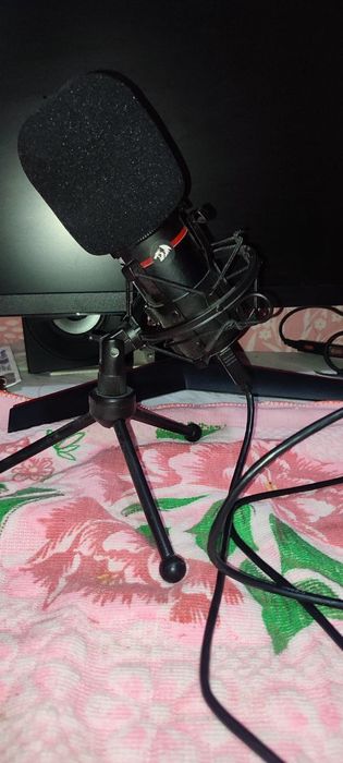 Игровой стрим микрофон Reddragon Blazar GM300