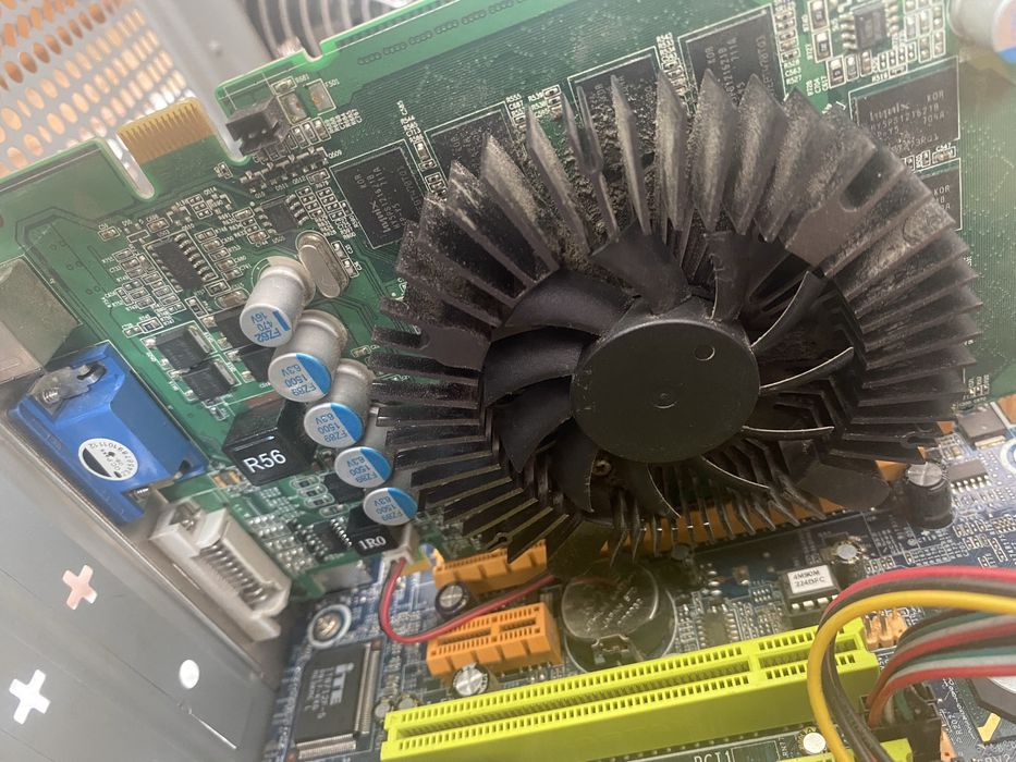 Видео карта 9600gt