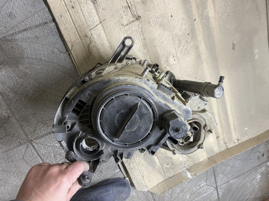 Фара мерседес 211