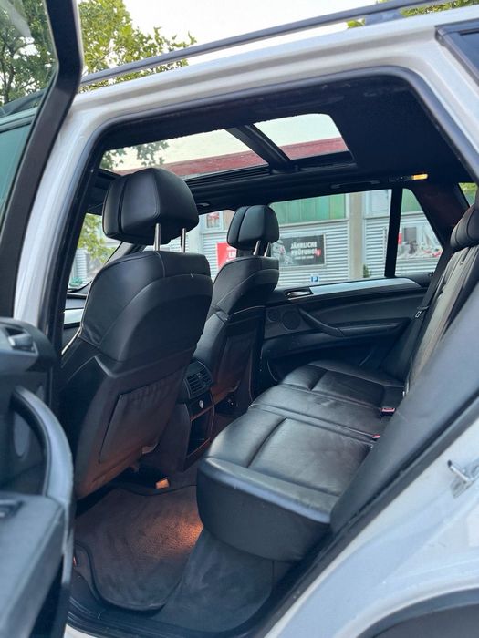 BMW X5 3.0 SD 286 к.с.