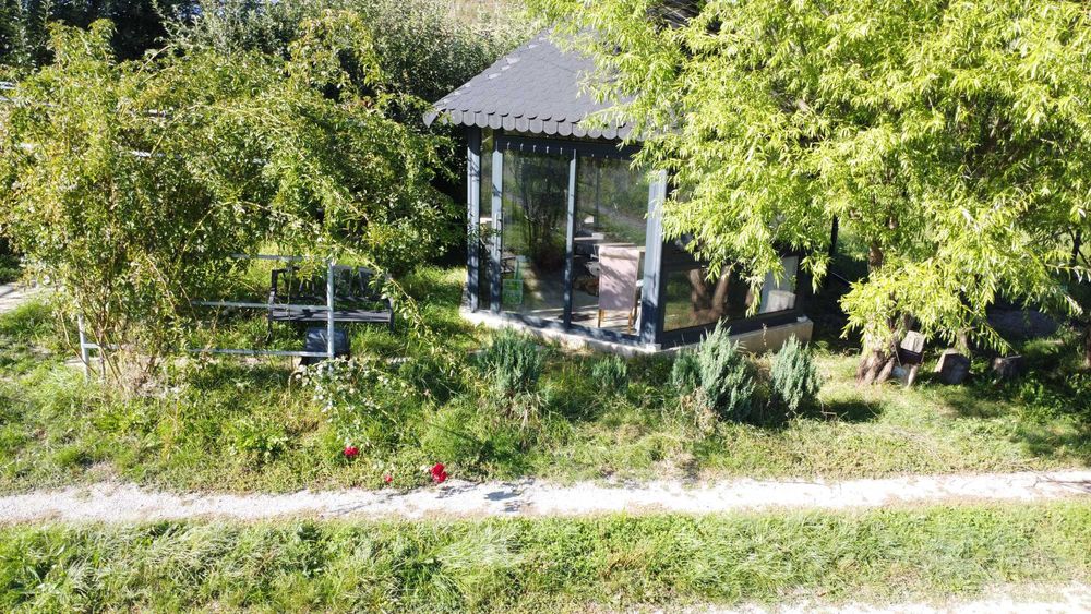 Casa 300 mp utili, teren 182 ari mp, Sigmir