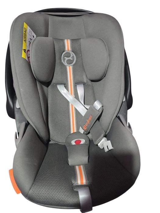 Cybex Cloud G i-Size.