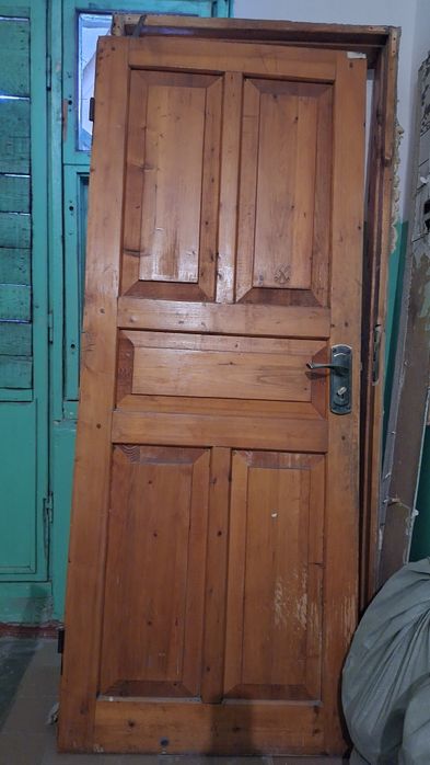 Входная дверь с коробкой