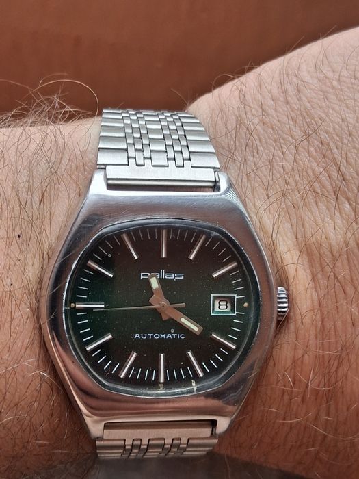 Vînd ceas Pallas automatic