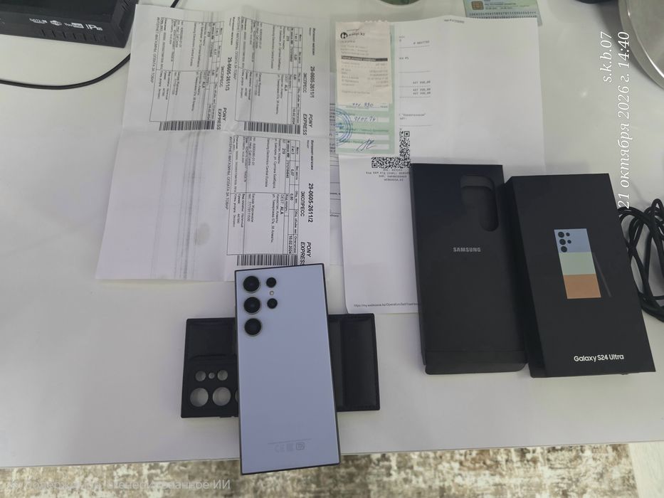 Samsung galaxy s24 ultra 512/12.  Buds 2pro