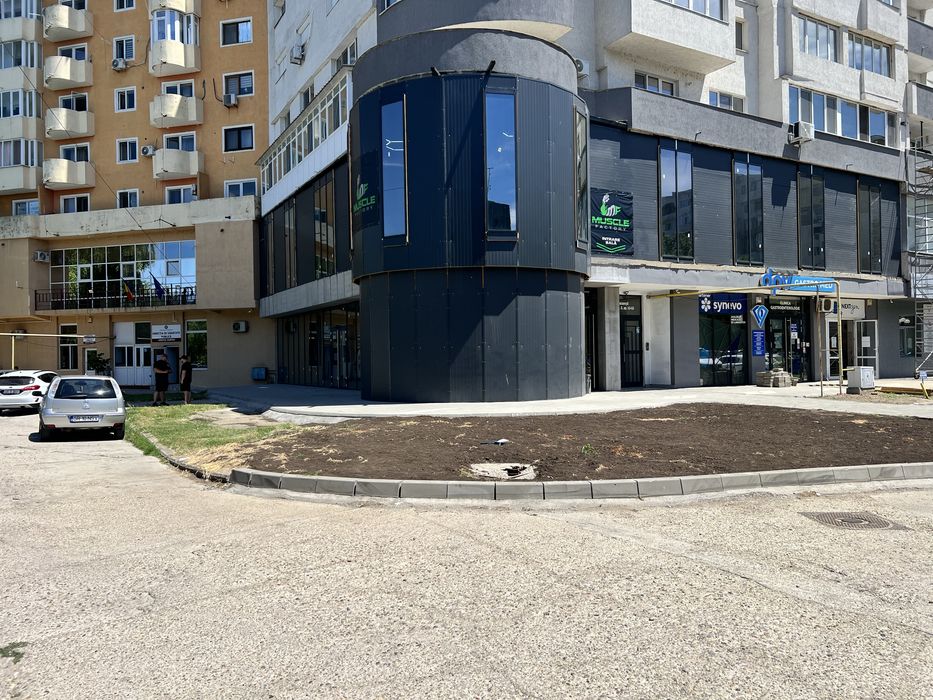 Vanzare Spatii Comerciale  Centru Administrativ