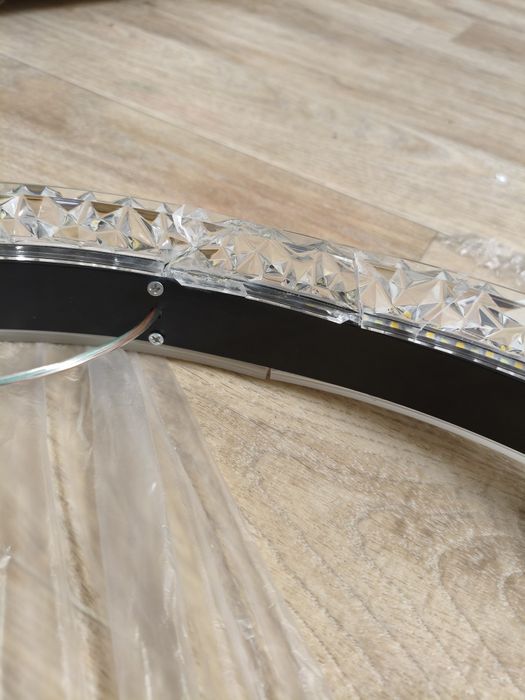 Люстра для гостиной