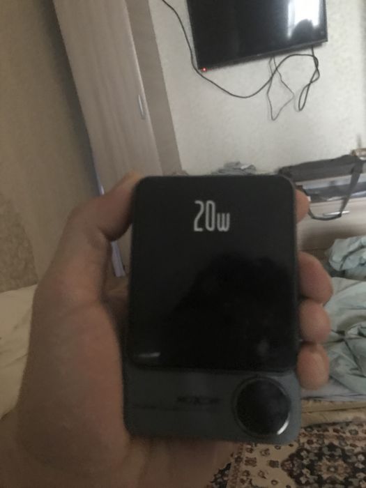 Безпроводной Powerbank «moXon» срочно