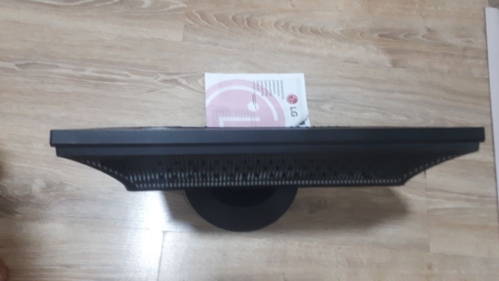 Продам монитор LG