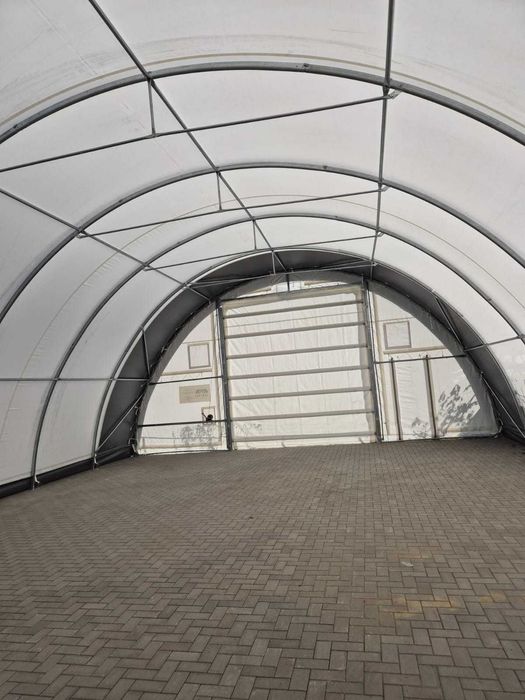 Cort industrial semirotund pentru depozitare
