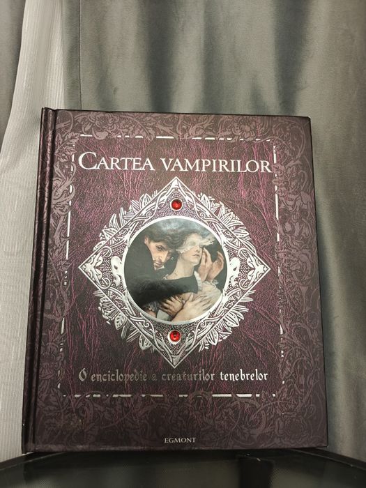 Cartea Vampirilor - O Enciclopedie a Creaturilor Tenebrelor - Egmont