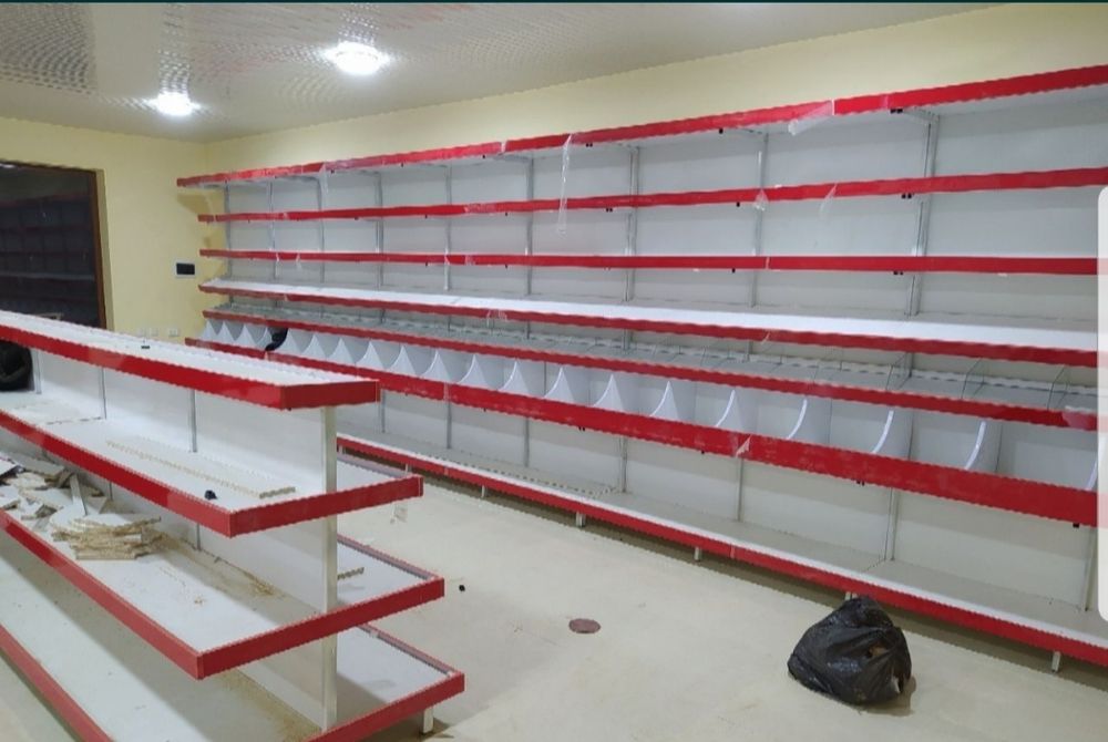 Витрина полкалар