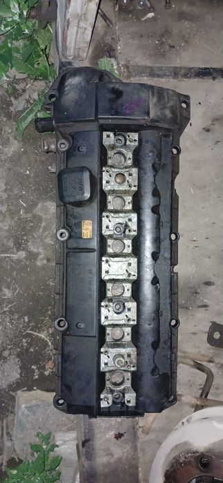 Крышка клапанов м52