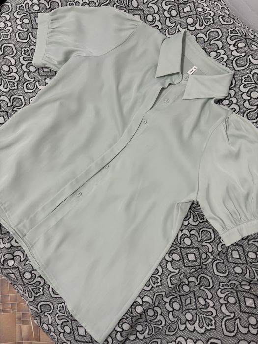 Продаю женские рубашки