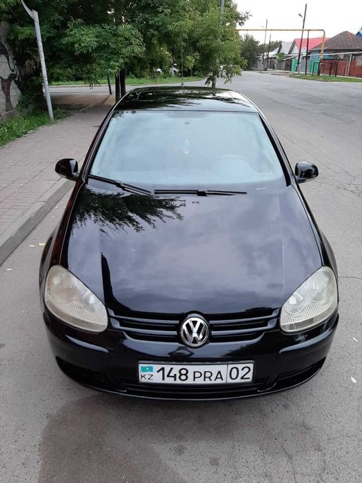 Продам автомобиль Volkswagen Golf