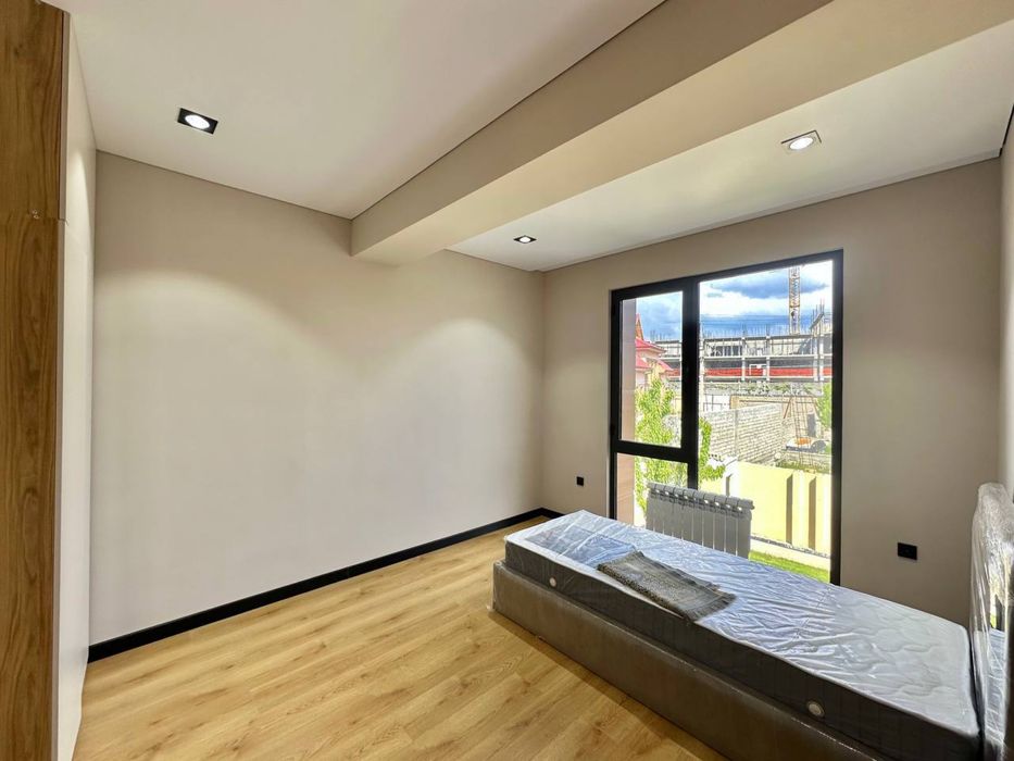 Продается Дом. Таунхаус. 2 сотки. Дустлик.