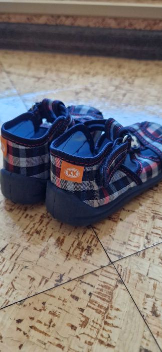 Детски пантофи тип сандал Колев и Колев