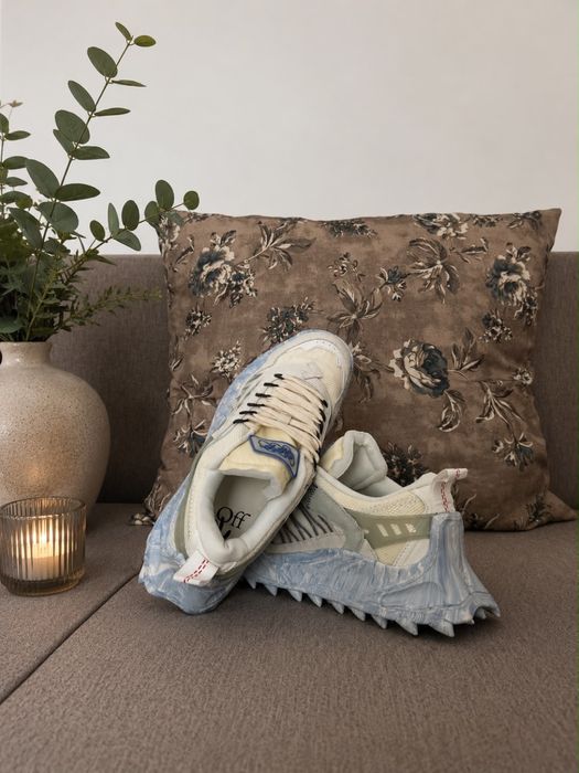 Off White Odsy 1000 Blue&White Edition