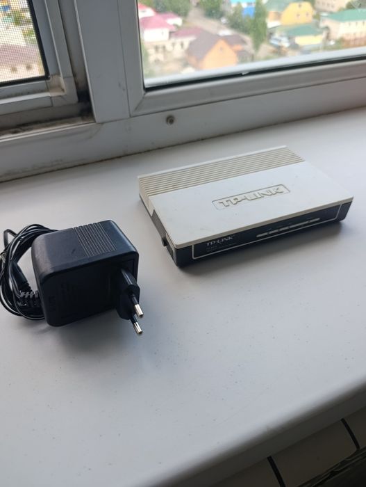 TP-Link ADSL2/2+ Wi-Fi модем/роутер, б/у, с блоком питания