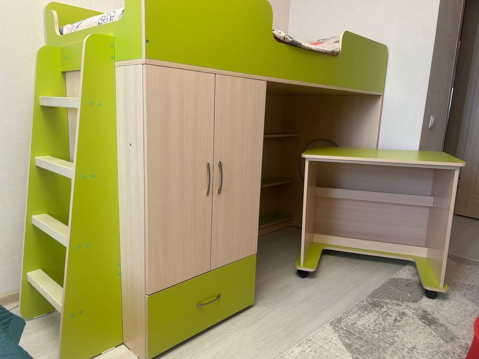 Продам детскую кровать