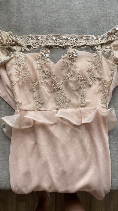 Официална рокля XS размер