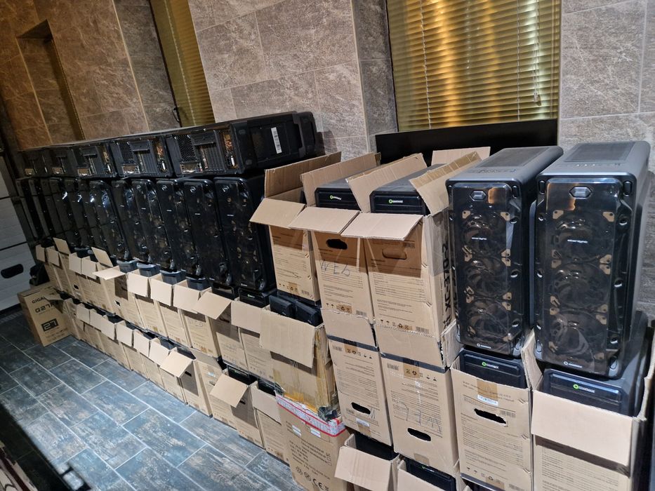 Компьютеры и мониторы