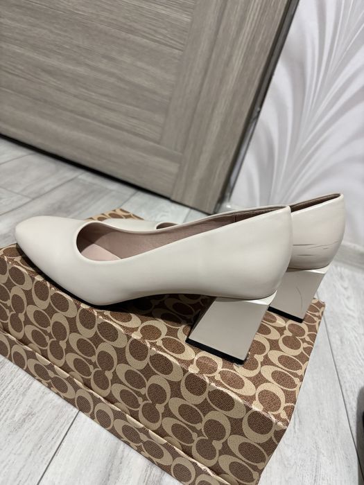 продам туфли.                                                        .