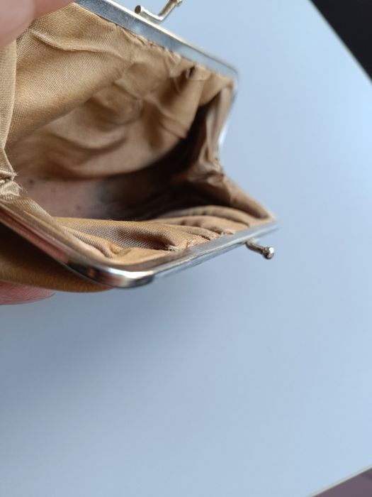 Дамско портмоне от естествена кожа