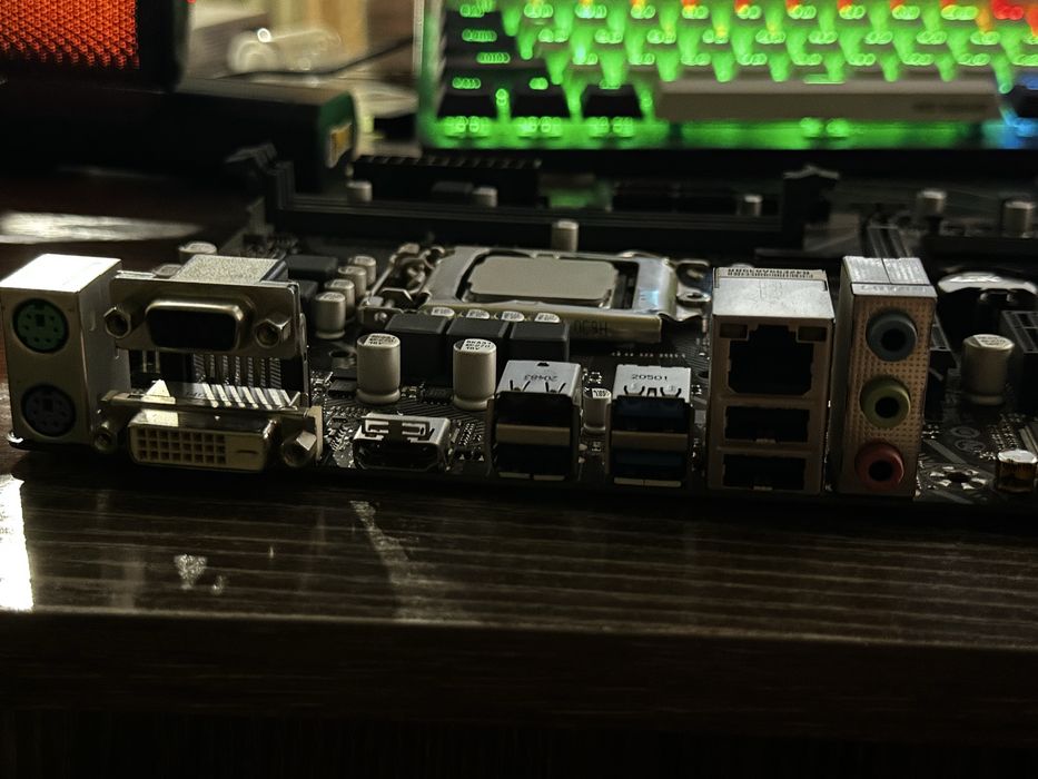 Материнская плата, процессор, кулер