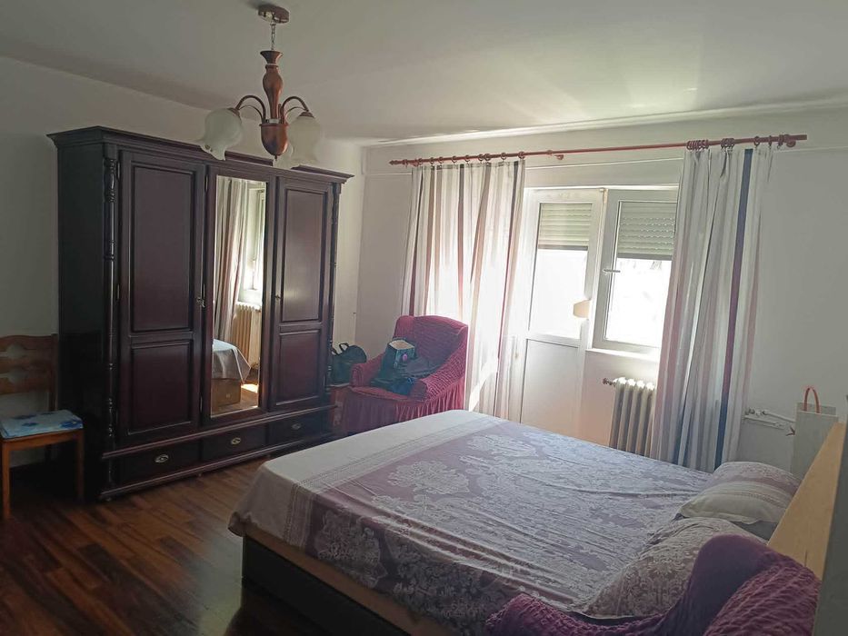 Apartament 2 camere vânzare Rogerius
