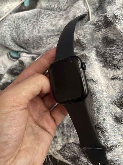 PS5 и Apple Watch Series 8