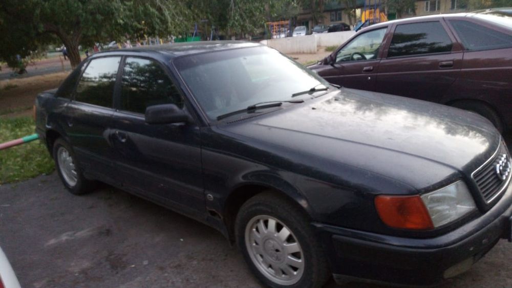 Ауди 100 с 4 год 1992