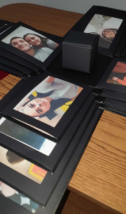 Cutie exploziva cu poze