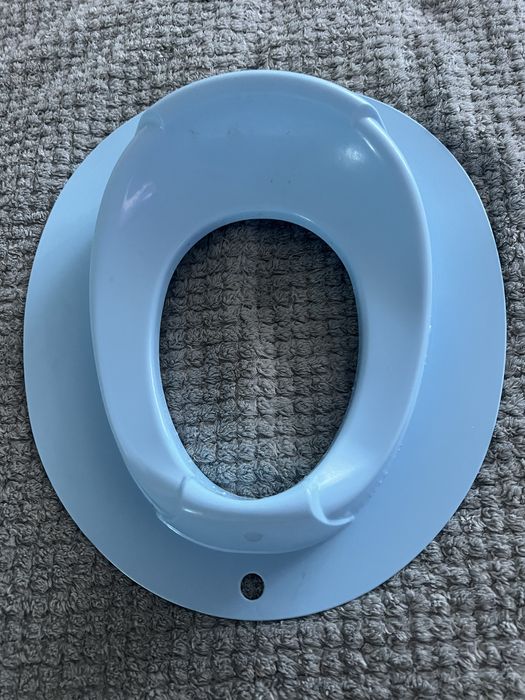 Продаю детское сидение на унитаз