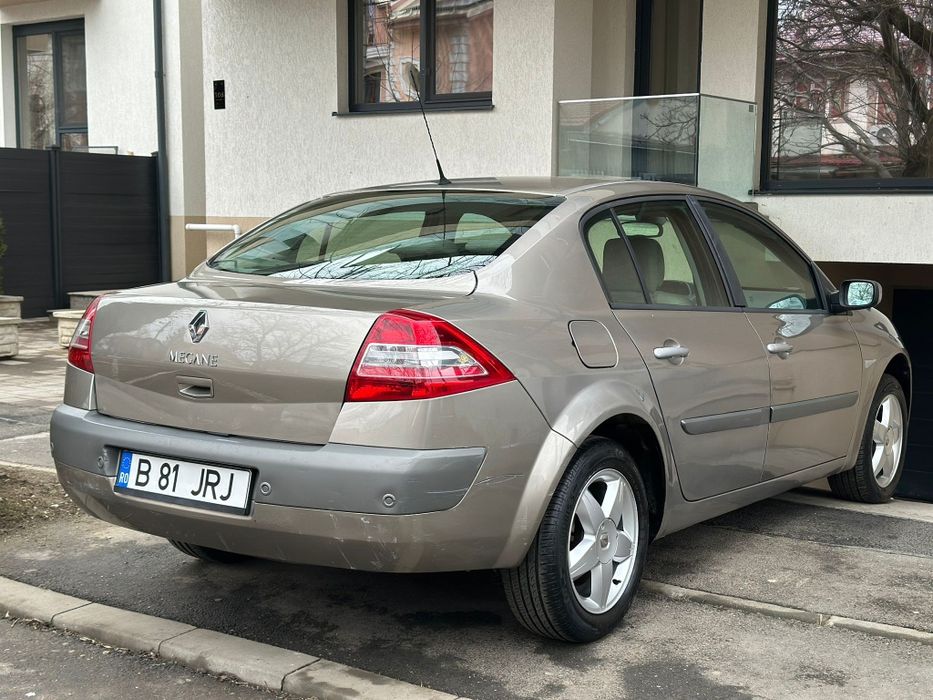 Renault Megane PRESTIGE 2009

*** 125. 0 0 0