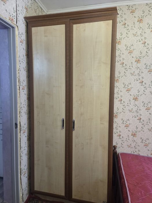 Шкаф угловой с комодом б/у