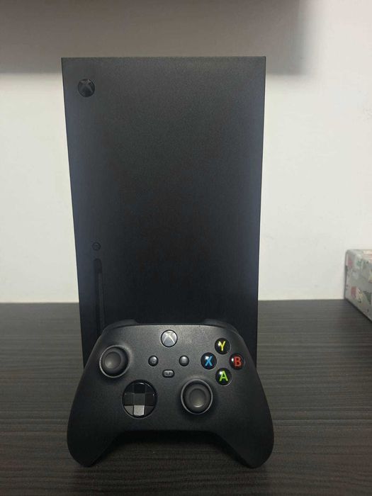 Xbox series X + 6 jocuri