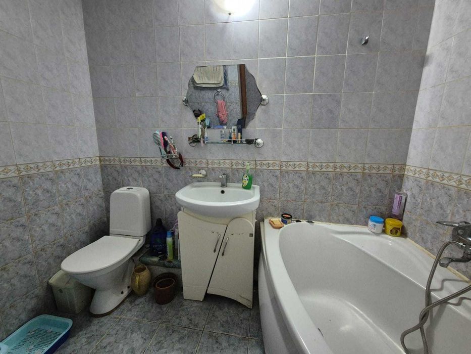 Продам 3 комнатную квартиру