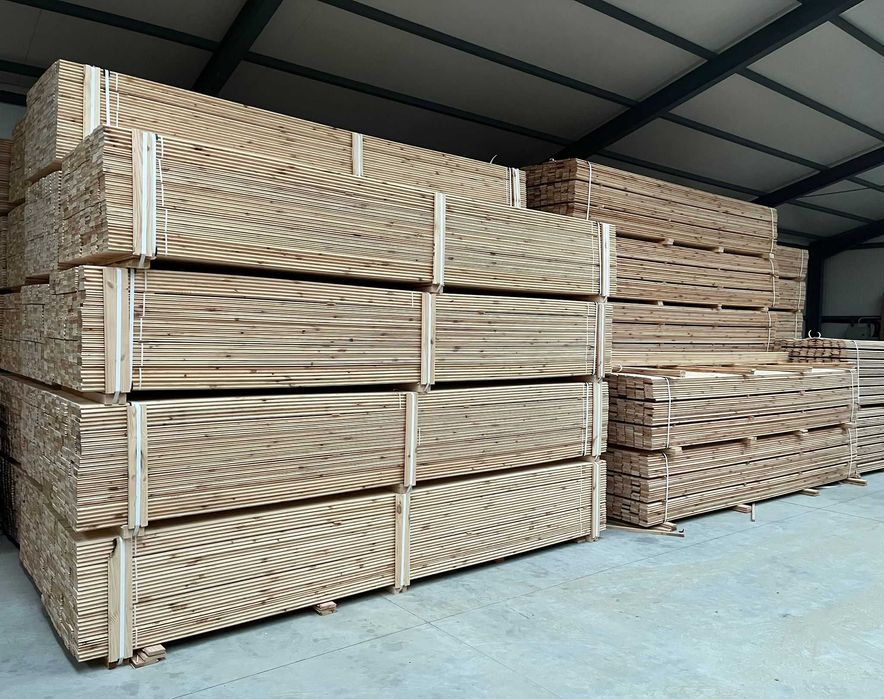 Lambriu pin 19 mm. Lambriu interior-exterior. Pret 56 lei tva inslus.