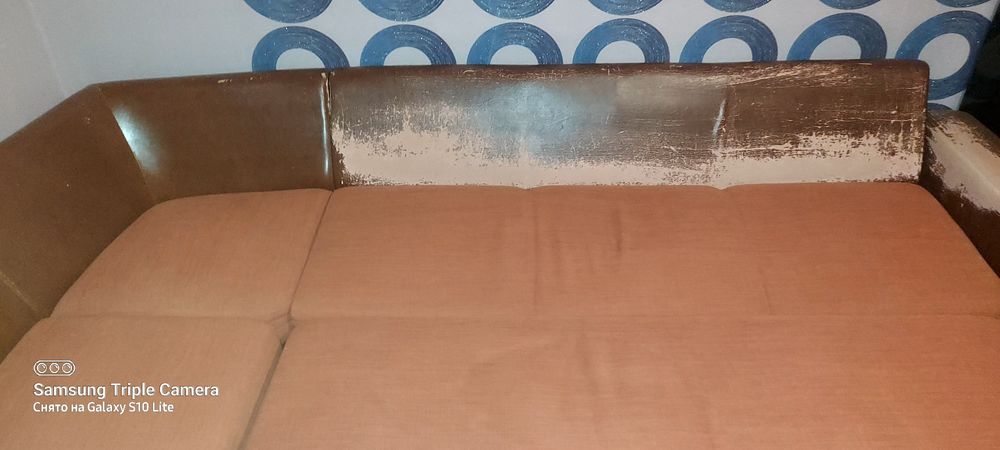 Продам угловой диван !!!