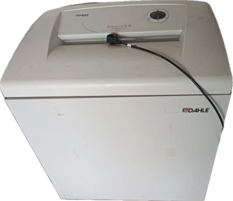 Профессиональный шредер DAHLE CleanTEC (Германия) для офиса
