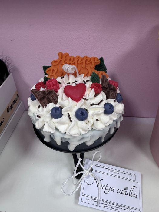 Ароматни свещи / подаръчета за гости / букети/ цветя